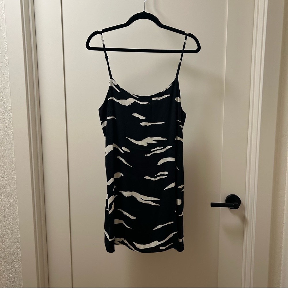Reformation mini slip dress, black and white size 8 spaghetti strap, scoop neck
